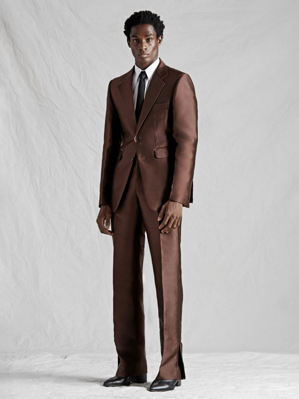 IMG_7936 SILK DOUBLE BUTTONED SUIT