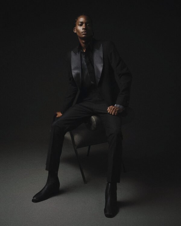 IMG_3194-scaled-1.jpg BLACK DETAILED TUXEDO