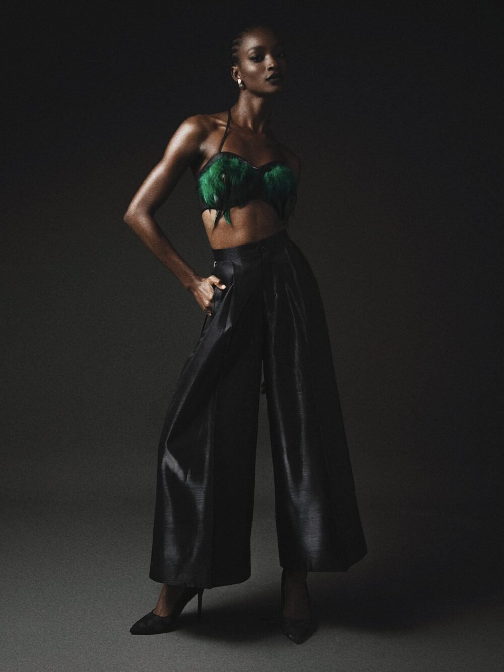 LIQUID FEATHERED TOP / PANT SET