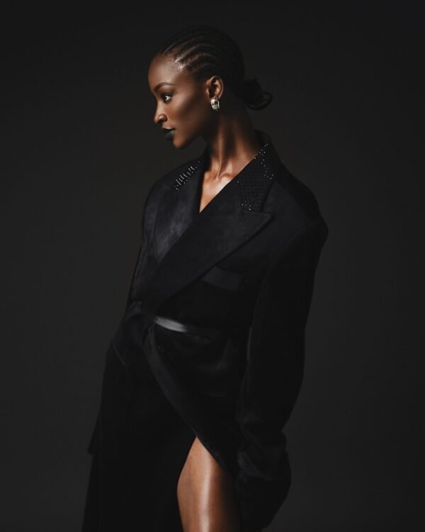 IMG_3389-scaled-2.jpg VELVET DETAILED DOUBLE BREASTED OVERCOAT