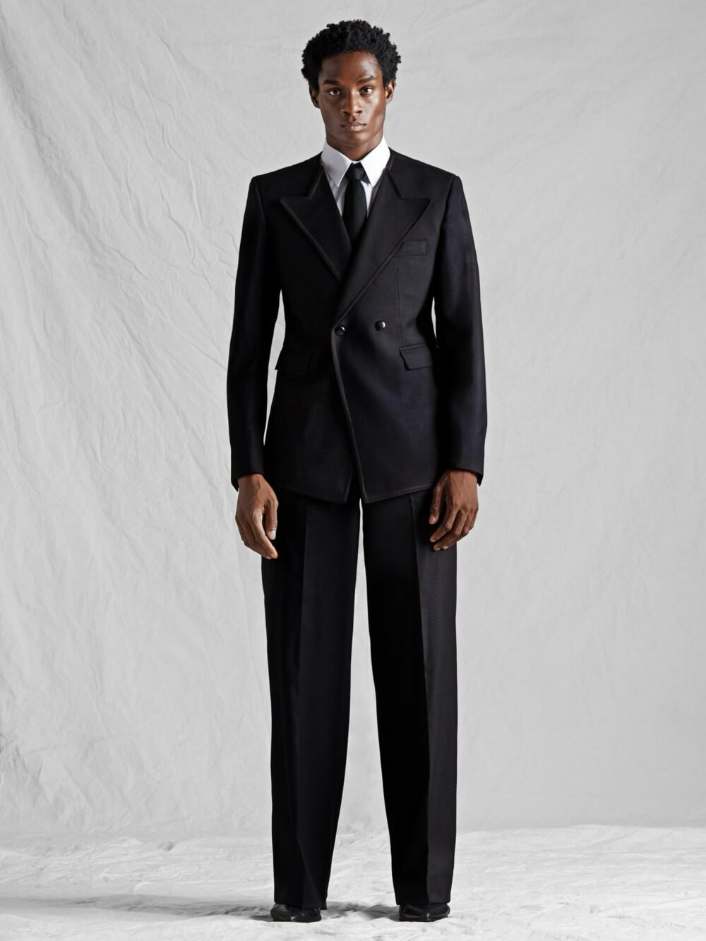 IMG_7949-scaled-1.jpg BLACK DETAILED DOUBLE BREASTED SUIT