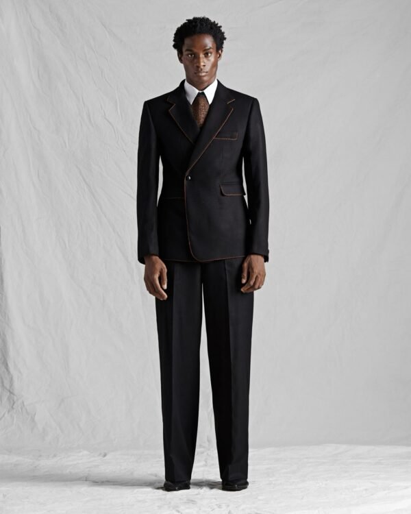 BLACK DOUBLE BREASTED SUIT